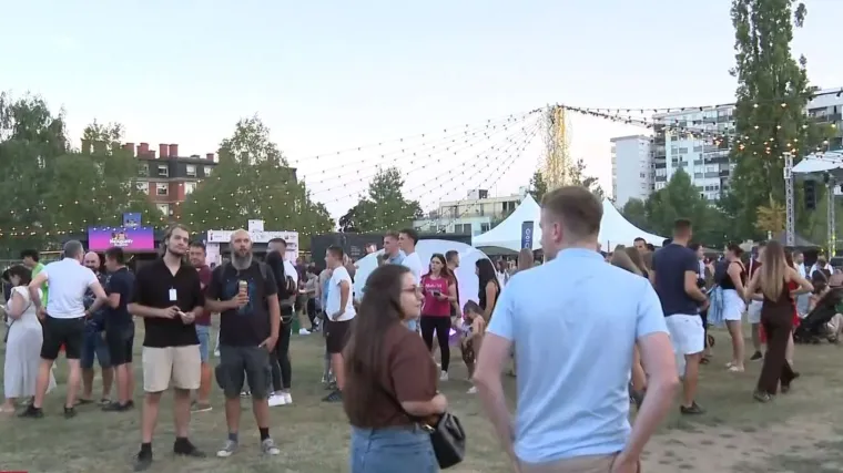 Ljeto polako odlazi, ali zabava tek počinje: U Velikoj Gorici kokteli, koncerti i uživancija