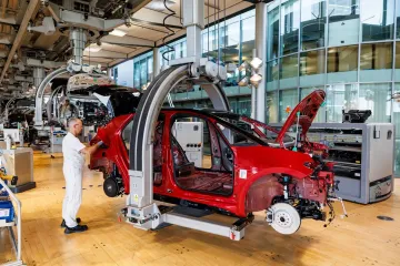 Obećana zemlja za Hrvate u problemima: Čak 51.500 radnika u autoindustriji ostalo bez posla