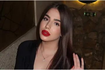 Što će tata reći na ove fotografije? Kći Zdravka Čolića pokazala nikada bujniji dekolte