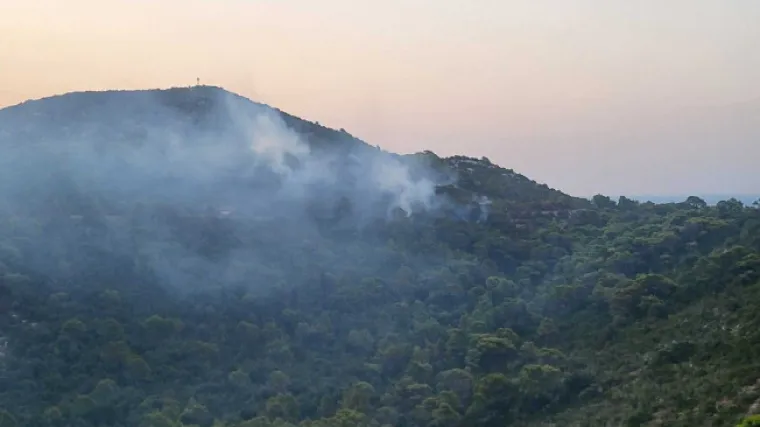 Gori na Mljetu, kanaderi zbog vjetra ne mogu ništa: 'Jedan se vratio...'