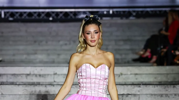 Ljepotice okupirale Rijeku: Pogledajte koje su bivše hrvatske missice nosile 17 revija