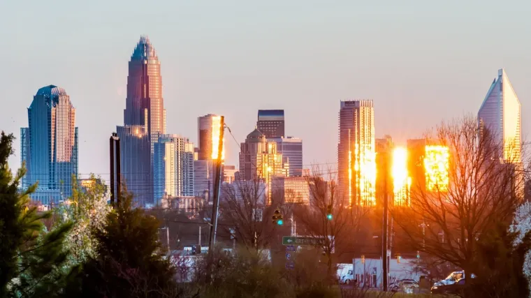 Show must go on? Europljani ustali i napustili ručak zbog jedne rečenice!