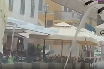 Kaos u Dalmaciji, pogledajte potop u Sinju! Stvaraju se bujice, grom 'ubio' struju