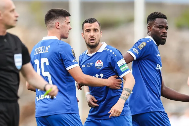 Velikan iz susjedstva želi iskusnog napadača Slaven Belupa, ali Farmaceuti ne žele prodati