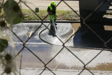 Poplavljene kuće, vrtić, dijaliza. Rekordna kiša na jugu, vatrogasci imali pune ruke posla i u Zagrebu