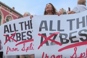 Brod s azbestom odlazi, ali problem je što drugi otrov stoji: 'Ovo je epicentar zla'