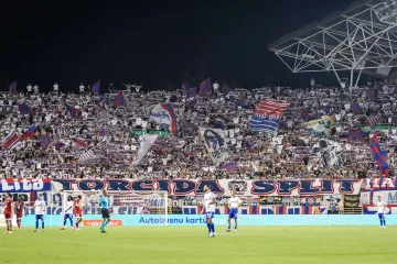 Torcida digla poruku o povampirenim kriminalcima