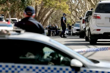 Uhićen muškarac koji se zabio automobilom u ruski konzulat: Ozlijeđen i policajac