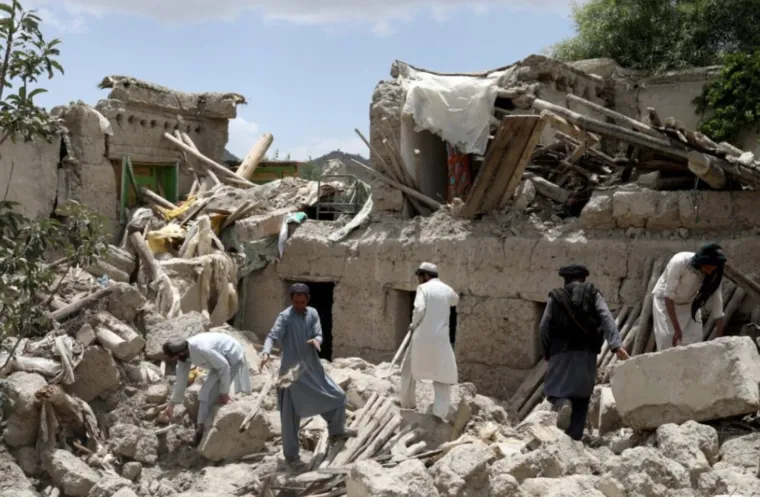 Pojavile se prve snimke zastrašujućeg potresa: Sve se trese, a onda dolazi tutnjava...