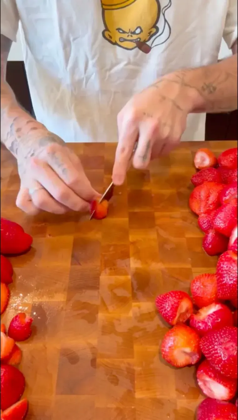 Sin Davida Beckhama pokušao napraviti džem pa se osramotio: Ismijali ga i izvrijeđali