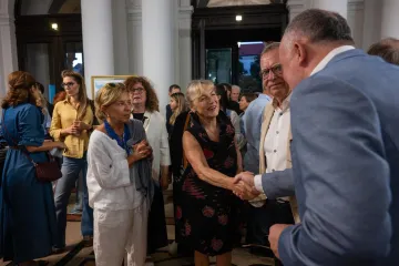 Ovo je samozatajni suprug Vesne Pusić: Zajedno se pojavili na Festivalu svjetske književnosti