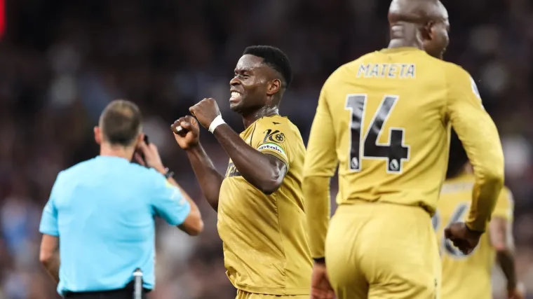 Liverpoolu otpao transfer stopera u posljednjem trenutku zbog bizarnog razloga