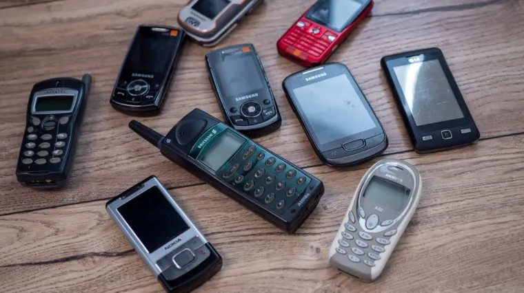 [KVIZ] Kakvo je tvoje znanje o mobitelima kroz povijest?