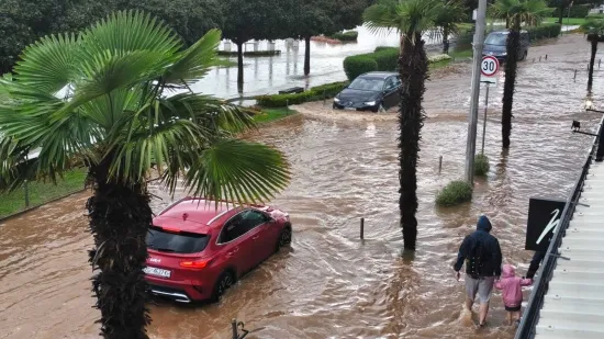 U dva sata 2000 udara munja, strahovito nevrijeme pogodilo je Istru: Evo kakvo je stanje na terenu
