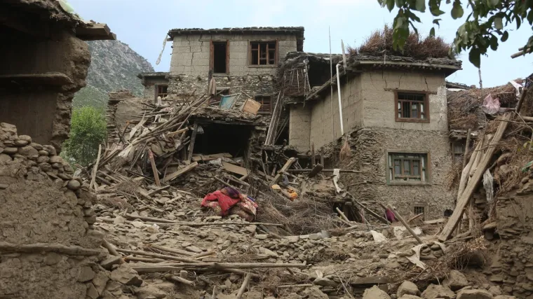 Novi potres nakon razornog udara koji je ubio 1400 ljudi: Strahuje se od daljne katastrofe