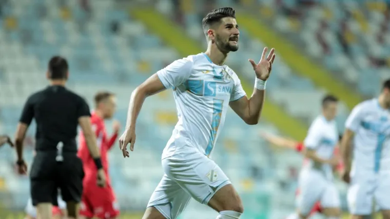 Hrvatski napadač napravio kaos u Poljskoj: Odrađivao liječnički u jednom klubu pa potpisao za drugi