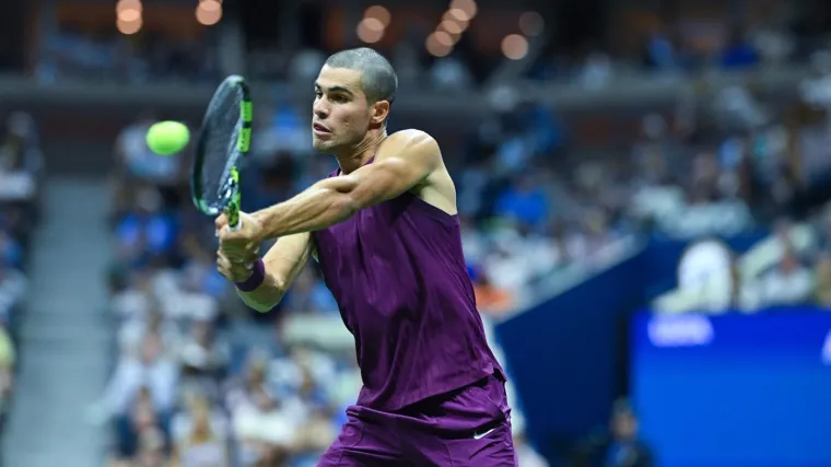 Alcaraz izborio polufinale US Opena: Čeka boljeg iz dvoboja Đokovića i domaćeg asa