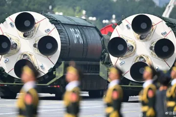 Xi pokazao oružje kakvo svijet još nije vidio: Može nositi 12 bojevih glava - na jednoj raketi