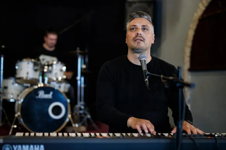 Petar Dragojević o dolasku šestog djeteta i roditeljstvu: 'Supruga na prvom mjestu, a onda djeca'