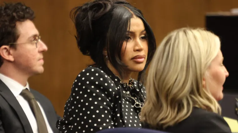 Završilo suđenje reperici Cardi B: Oslobođena optužbi za napad na zaštitarku