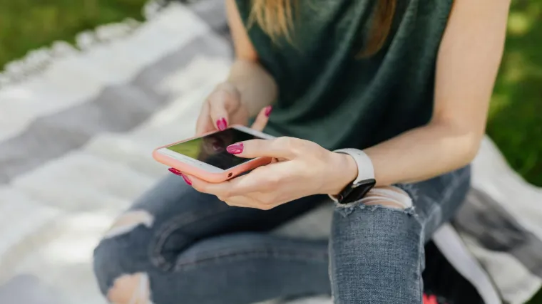 Slao joj jezive poruke: Zbog vlasnika kuće za odmor djevojka (22) hitno promijenila smještaj