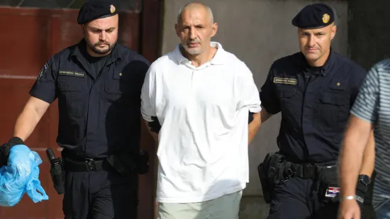 Supruga nestale žene policajci izveli iz kuće strave: Unutra je bio gotovo pet sati