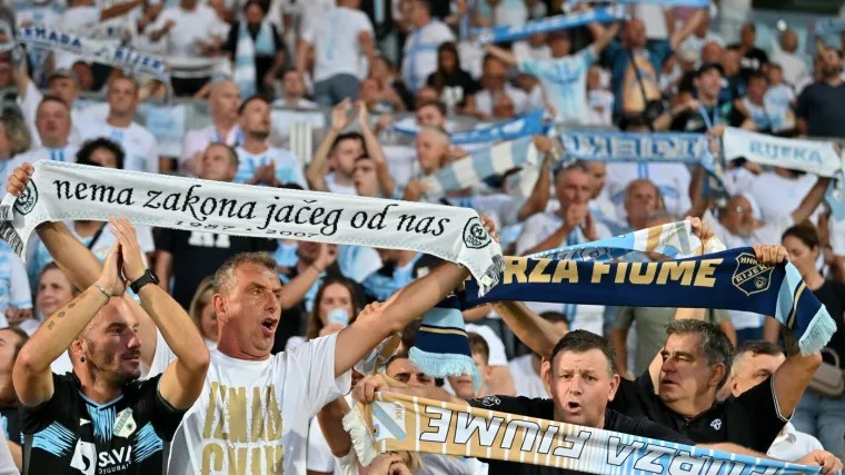 Nije odradio ni prvi trening, a navijači Rijeke već osuli paljbu: 'Možeš Đaletu vodu nositi...'