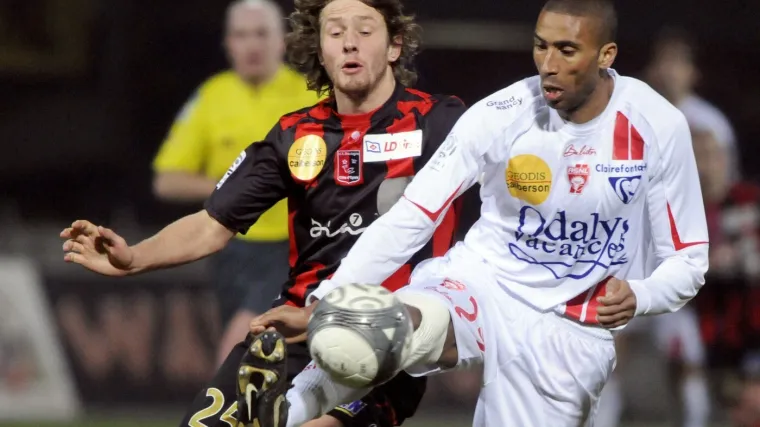 Legenda Fulhama u bolnici nakon bizarnog sudara: Pomagao drugima pa završio teško ozlijeđen