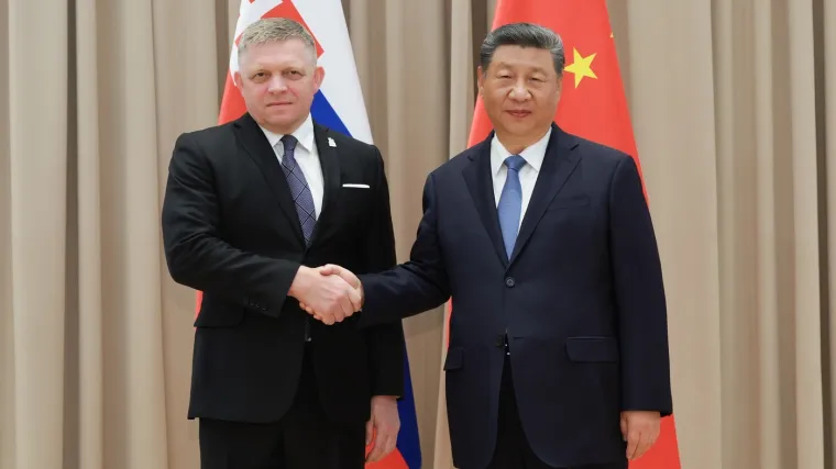 Poznato o čemu je Xi razgovarao s kontroverznim slovačkim premijerom