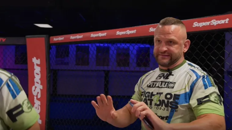 Slo Rocky poludio usred meča! 'Ovo je teška krađa!'