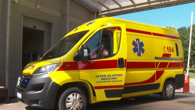 Hitna ide u prosvjed za staž: 'Nedopustivo da je na čelu osoba koja ne drži do nas'