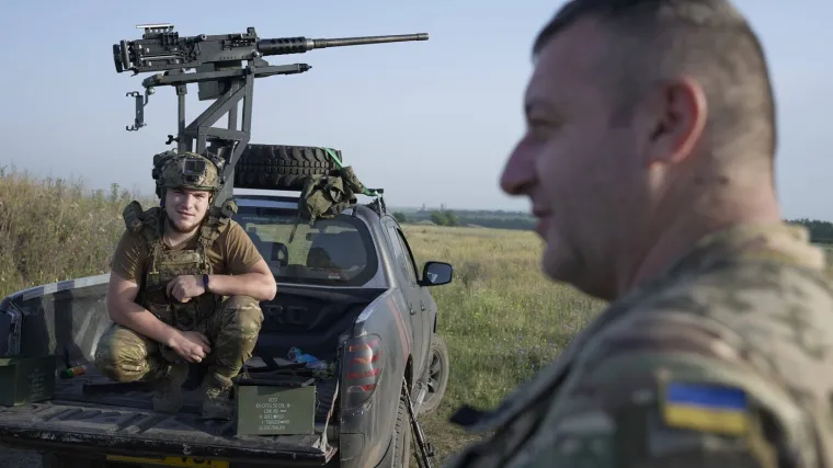 Emmanuel Macron objavio: Svoje snage u Ukrajinu spremno poslati 26 država