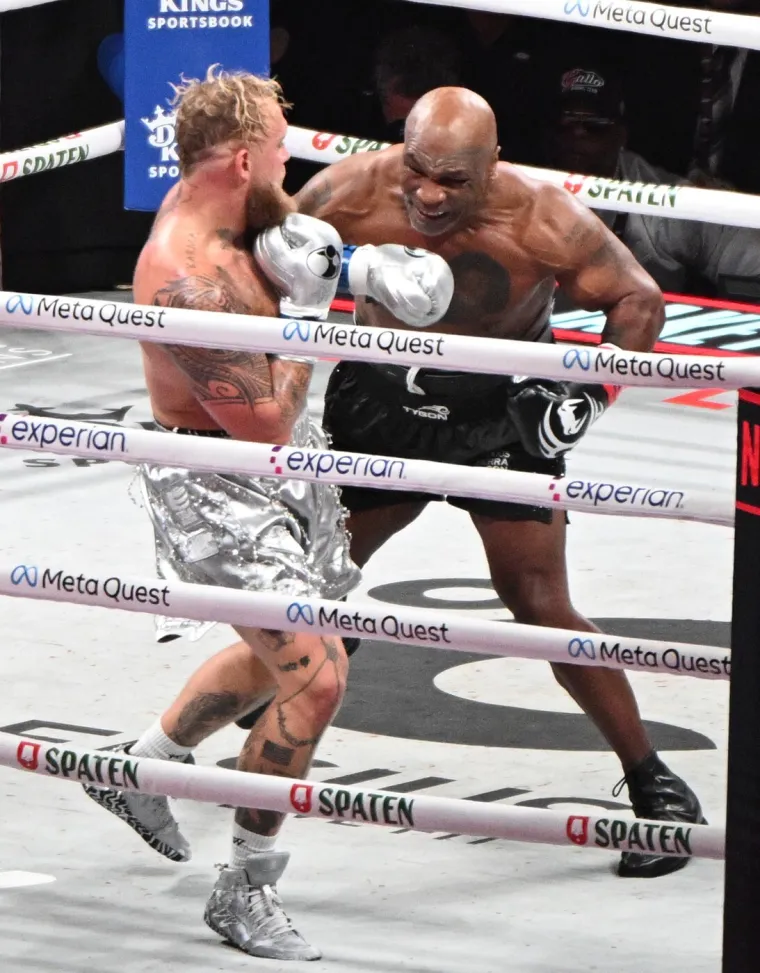 Potvrđen nezamislivi boksački spektakl: Borit će se dvije najveće legende ovog sporta