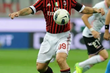 Kontroverzna talijanska legenda tvrdi: 'Allegri bi zbog njega mogao izbaciti Modrića iz momčadi'