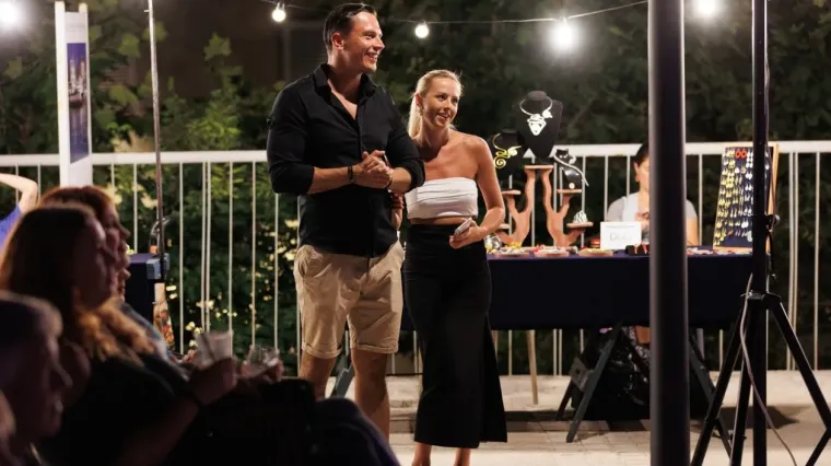 Golupčiće u Zadru teško je bilo ignorirati: Do uha zaljubljeni i zagrljeni nisu prošli nezapaženo