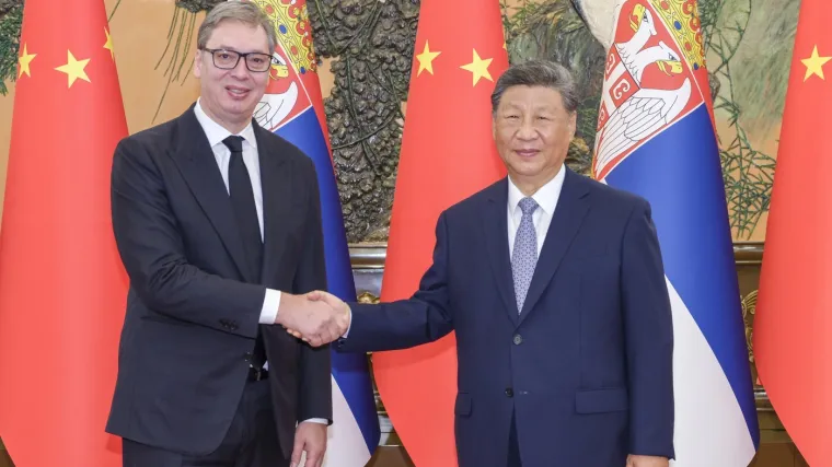 Ovo morate čuti! Vučić: 'U Kini sam popularan, svi se žele slikati sa mnom. Kad čuju 'Srbija' viču Vučić'