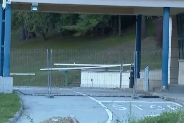 Neslužbeno: Muškarac koji je prijetio bombom ranije je bio zaposlenik na Pantovčaku?