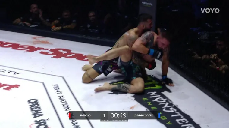 S tribina se ori 'Dinamo, Dinamo!' dok Filip Pejić dominira u meču