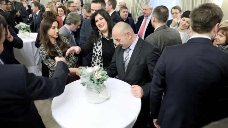 Novi CRO Demoskop ekskluzivno otkiva: Na listu najnegativnijih vratila su se dva gotovo zaboravljena imena