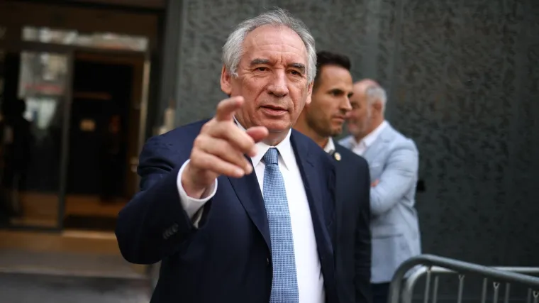 Francuskoj prijeti pad vlade: Ni četvrti premijer nije uspio održati stabilnost zemlje