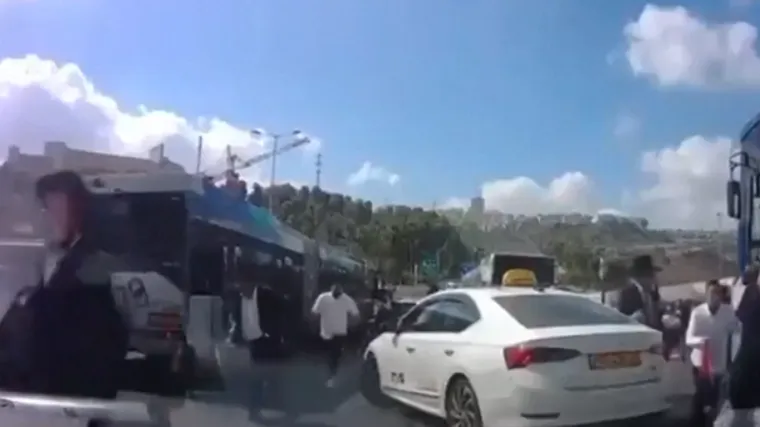 Horor na autobusnoj stanici u Jeruzalemu: 'Odjednom su počeli pucati - bez prestanka'