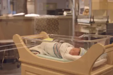 Tragedija na kućnom porodu otkrila šokantnu istinu: Postoji sivo tržište primalja, doznali smo cijene!