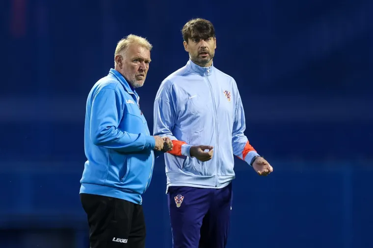 Prosinečki prošetao Maksimirom prije dvoboja s Hrvatskom, nije se odvajao od legendarnog Hrvata