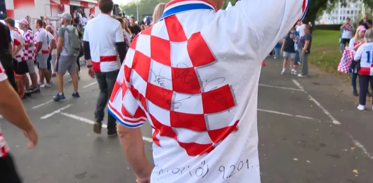 Evo kakva je atmosfera ispred Maksimira uoči dvoboja s Crnom Gorom