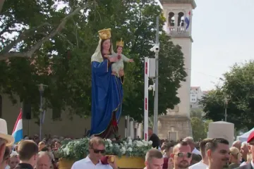 Okretao se odojak, pržili uštipci, a vjernici su imali dvostruki razlog za dolazak