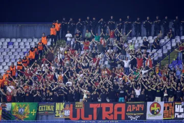 Kakav potez! Crnogorski ultrasi podigli specijalnu poruku i oduševili cijelu Hrvatsku