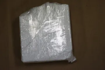 Pao zagrebački diler: U dva stana na Trešnjevci skrivao skoro kilogram kokaina