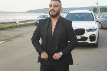 Neviđena drama u noćnom klubu: Popularnog srpskog pjevača kamatari napali usred nastupa