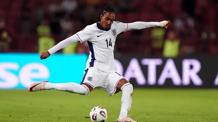 Djed postao prvi musliman koji je zaigrao za englesku nogometnu reprezentaciju