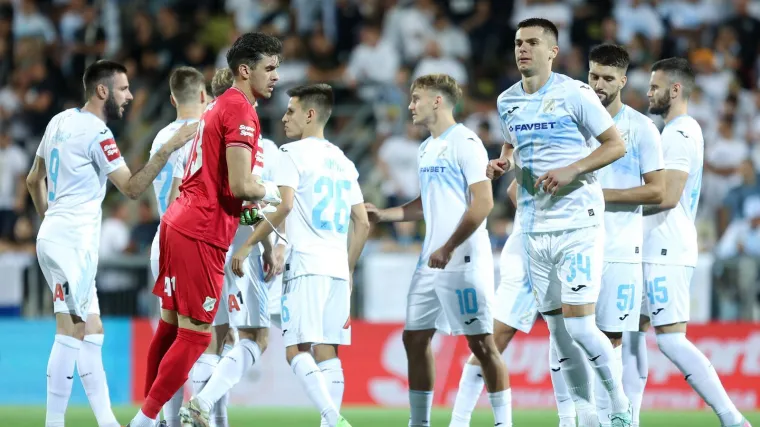 Riječani posjetili Papu pa doživjeli neugodnost, morali prisilno sletjeti